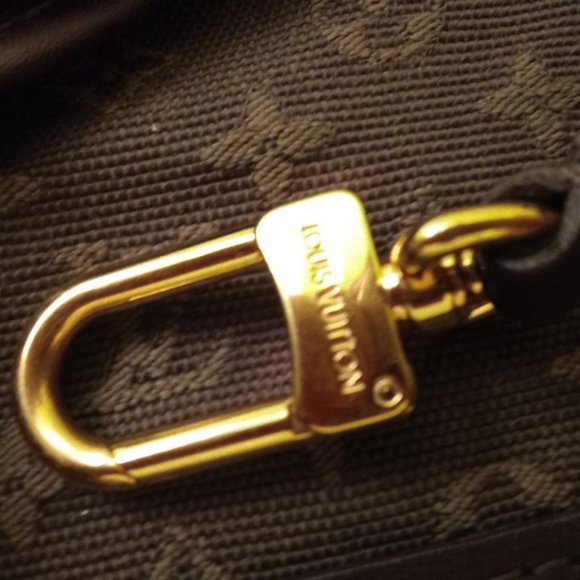 Louis Vuitton Baguette - Picture 9 of 10